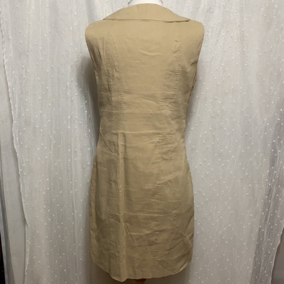 🅴 Elie Tahari Linen Khaki Sleeveless Sheath Dress, Front Gold Zipper & Studs - Picture 7 of 9